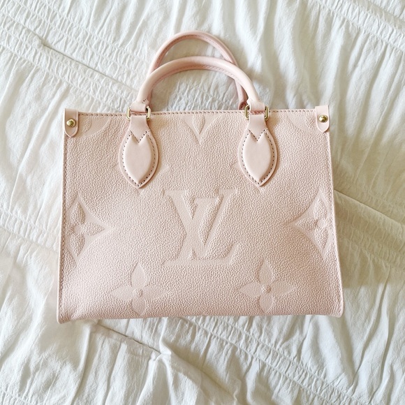 Louis Vuitton Handbags - Authentic Louis Vuitton Onthego PM Pink Opale